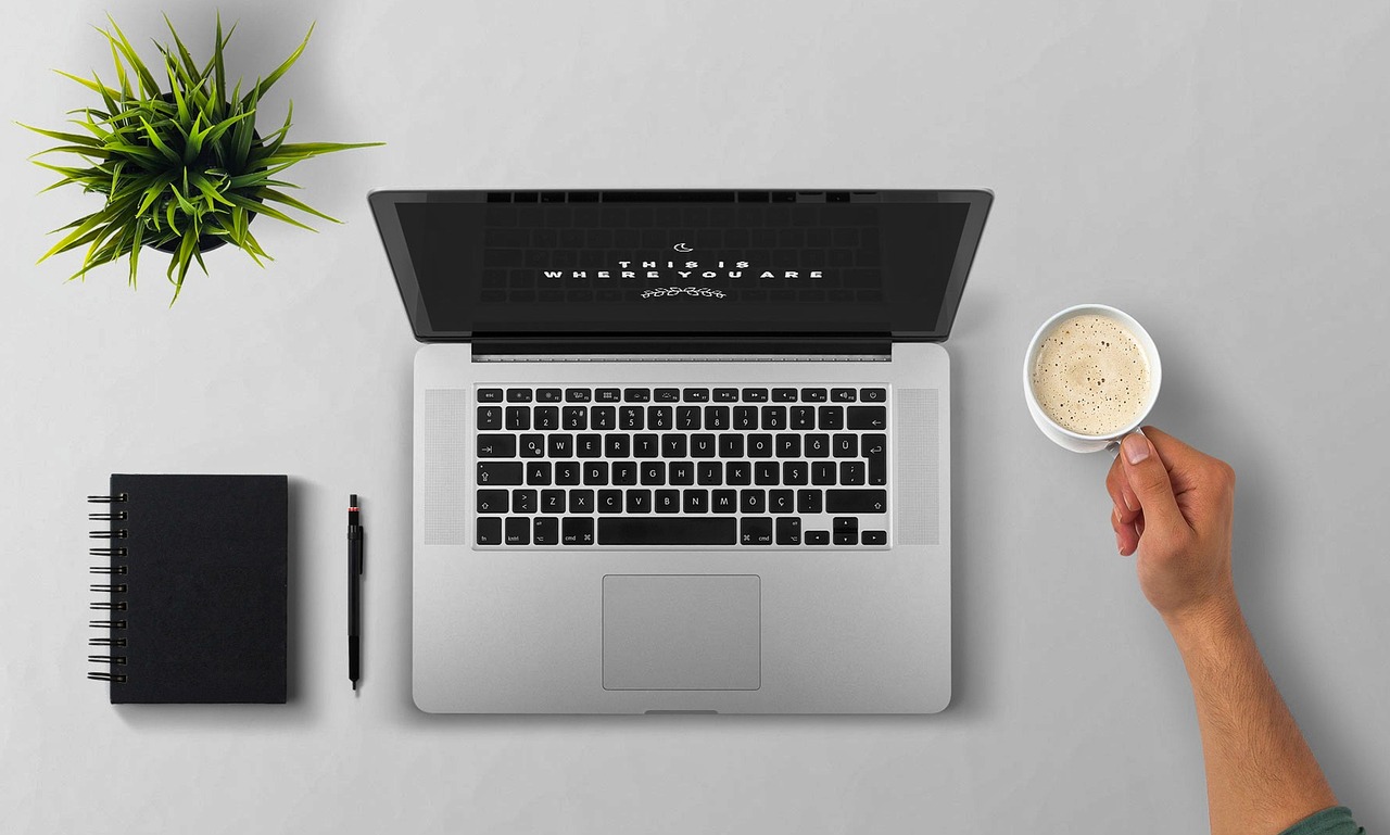 What Admin Tasks Should a Small Business Outsource First?